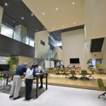 【画像】次世代のスバルは「イノハブ」から生まれる！　エンジニア同士のコミュニケーションを大切にするオシャレ研究施設「イノベーションハブ」に潜入 〜 画像77