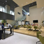 【画像】次世代のスバルは「イノハブ」から生まれる！　エンジニア同士のコミュニケーションを大切にするオシャレ研究施設「イノベーションハブ」に潜入 〜 画像78