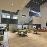 【画像】次世代のスバルは「イノハブ」から生まれる！　エンジニア同士のコミュニケーションを大切にするオシャレ研究施設「イノベーションハブ」に潜入 〜 画像83