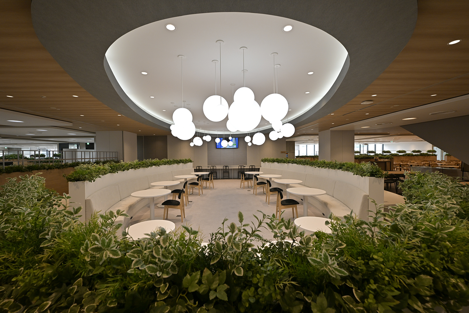 エンジニア同士のコミュニケーションを蜜にする「イノベーションハブ」は従来のイメージからかけ離れたオシャレすぎる研究所だった 〜 画像90