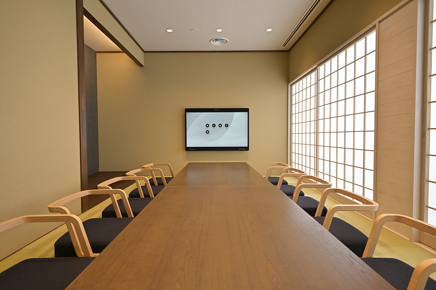 エンジニア同士のコミュニケーションを蜜にする「イノベーションハブ」は従来のイメージからかけ離れたオシャレすぎる研究所だった 〜 画像92