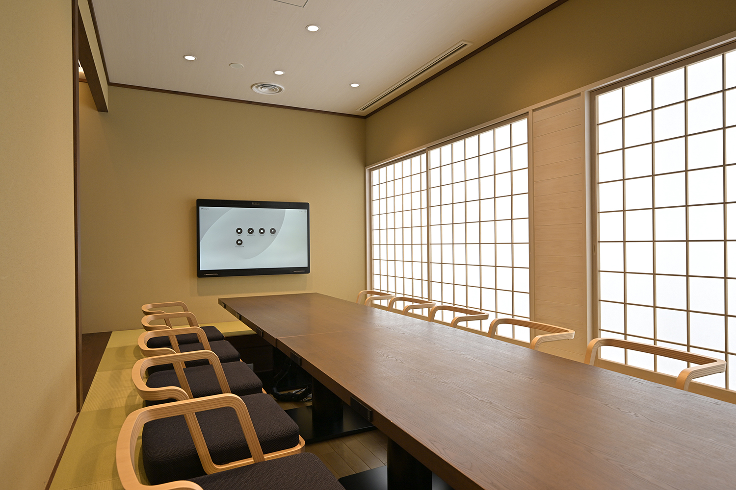 エンジニア同士のコミュニケーションを蜜にする「イノベーションハブ」は従来のイメージからかけ離れたオシャレすぎる研究所だった 〜 画像94