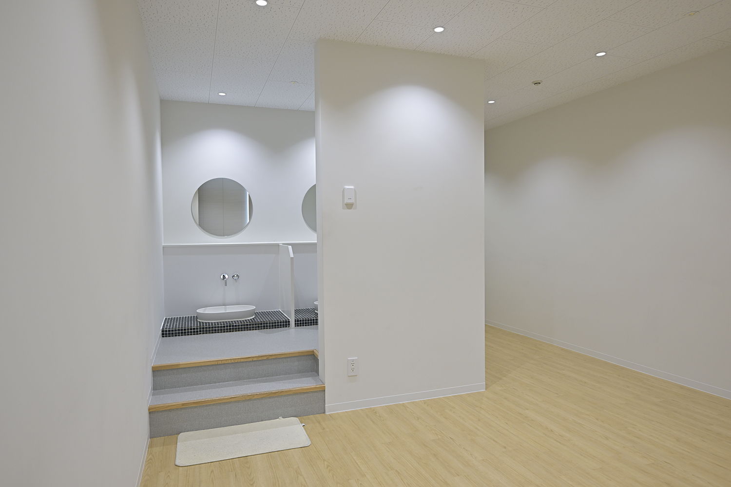 エンジニア同士のコミュニケーションを蜜にする「イノベーションハブ」は従来のイメージからかけ離れたオシャレすぎる研究所だった 〜 画像110