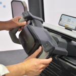 【画像】クルマのあとはコイツで玄関先までお届け！　トヨタが考えるハイエースから降りた先のモビリティが激熱【ジャパンモビリティショー2025】 〜 画像11