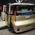 【画像】クルマのあとはコイツで玄関先までお届け！　トヨタが考えるハイエースから降りた先のモビリティが激熱【ジャパンモビリティショー2025】 〜 画像15