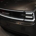 【画像】自動車メーカーじゃないからこその目の付け所！　シャープの電気自動車は「停まっているときの価値」をめちゃくちゃ高めるクルマだった【ジャパンモビリティショー2025】 〜 画像3