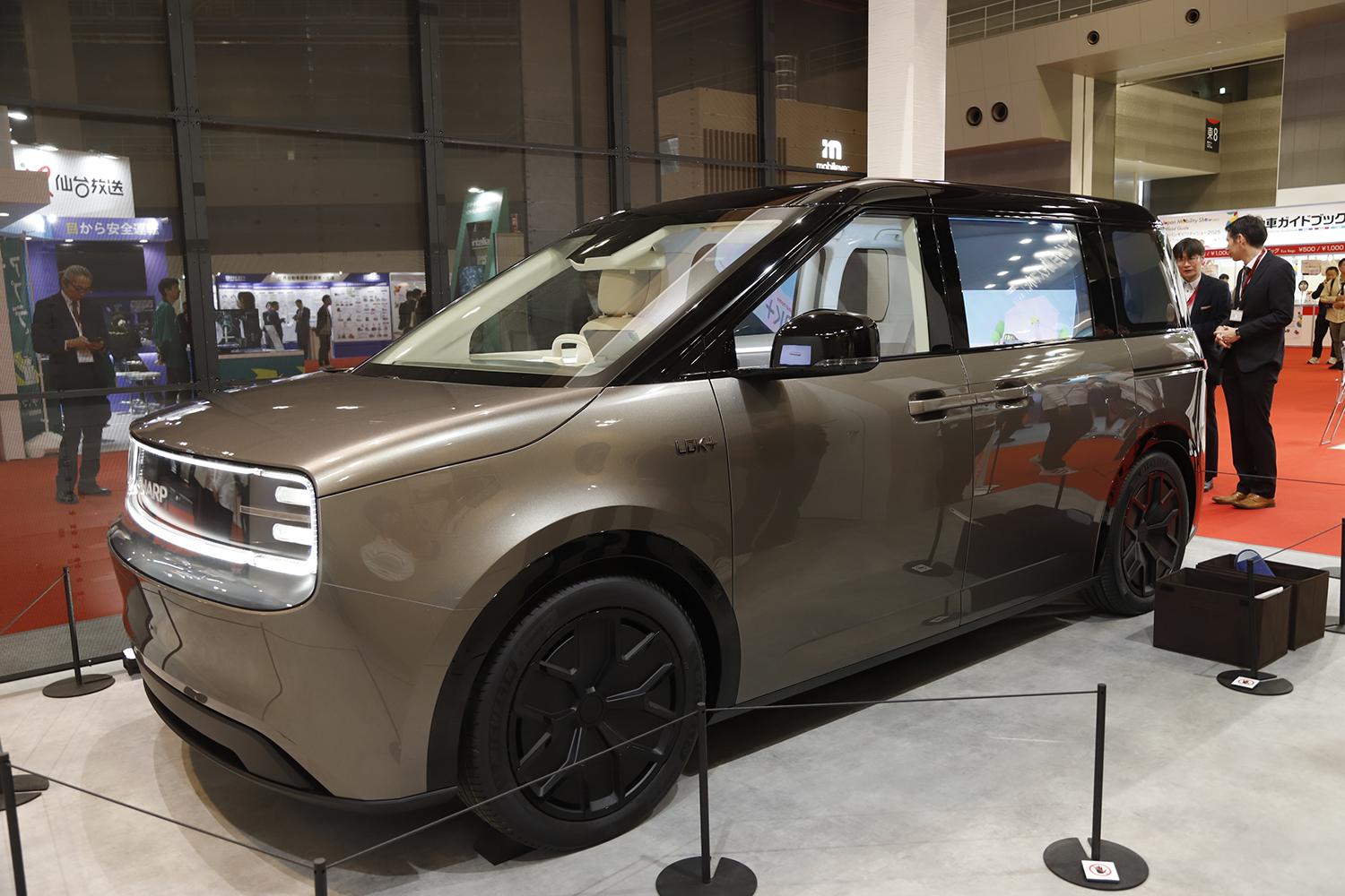 シャープLDK+のフロントスタイリング