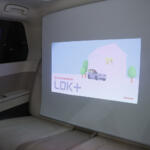 【画像】自動車メーカーじゃないからこその目の付け所！　シャープの電気自動車は「停まっているときの価値」をめちゃくちゃ高めるクルマだった【ジャパンモビリティショー2025】 〜 画像10