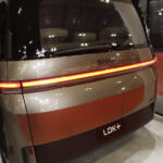 【画像】自動車メーカーじゃないからこその目の付け所！　シャープの電気自動車は「停まっているときの価値」をめちゃくちゃ高めるクルマだった【ジャパンモビリティショー2025】 〜 画像11