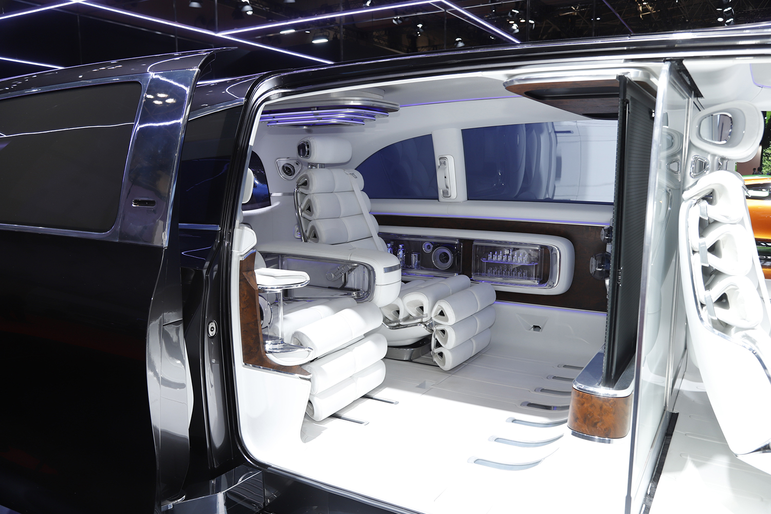 メルセデス・ベンツ・ビジョンVのインテリア