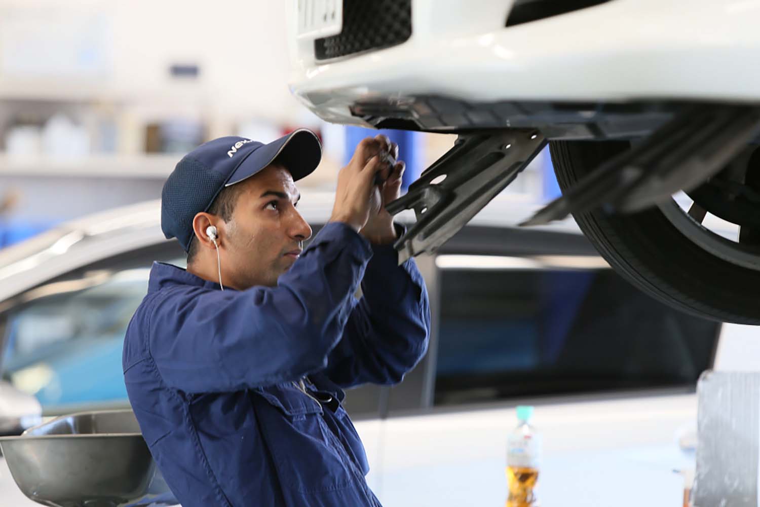 ネクステージの外国人整備士 〜 画像5