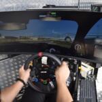 最速社員は誰だ⁉︎　フォーミュラジムカーナ選考用シミュレーターで若手編集員が激烈バトル‼︎