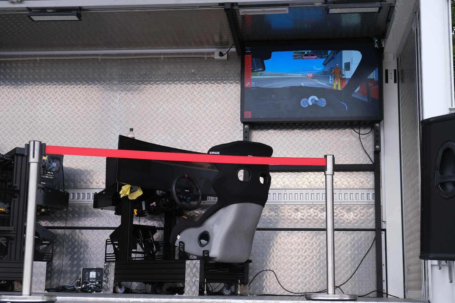 交通タイムス社若手社員3名がシミュレータに挑戦 〜 画像9