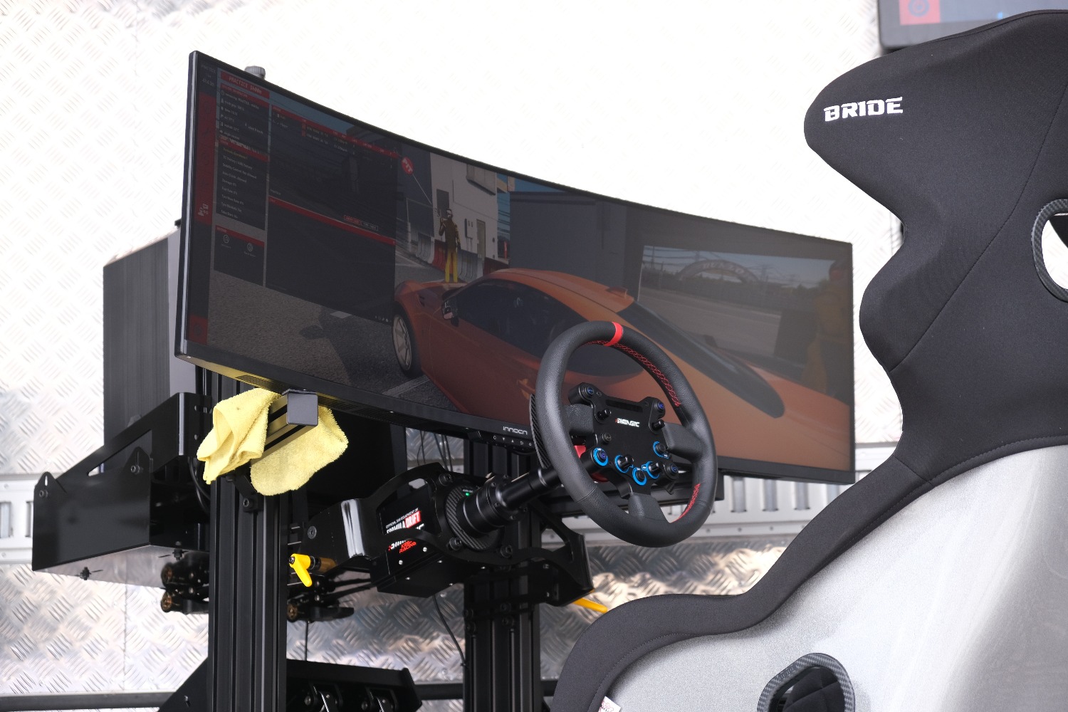 交通タイムス社若手社員3名がシミュレータに挑戦 〜 画像10