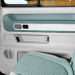 【画像】【試乗】ナリはバスでも走りはポルシェを連想させる！　ID.Buzzがあれば楽しいカーライフが送れること間違いなし!! 〜 画像28