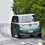 【画像】【試乗】ナリはバスでも走りはポルシェを連想させる！　ID.Buzzがあれば楽しいカーライフが送れること間違いなし!! 〜 画像40