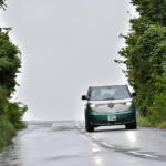 【画像】【試乗】ナリはバスでも走りはポルシェを連想させる！　ID.Buzzがあれば楽しいカーライフが送れること間違いなし!! 〜 画像42