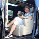 【画像】VWのID.Buzzって何と比較検討すべき？　じっくり考えてみたけどアルファードもVクラスもライバルにならない孤高の存在だった 〜 画像1