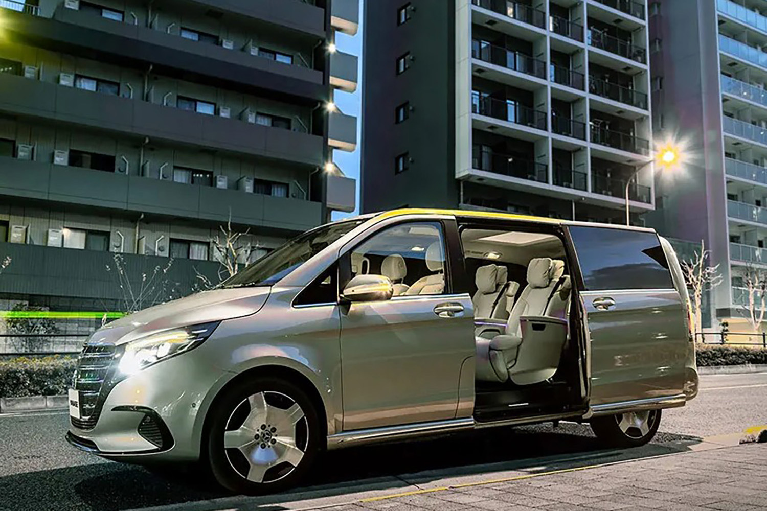 メルセデス・ベンツVクラスのフロントスタイリング 〜 画像15