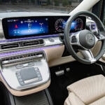 【画像】VWのID.Buzzって何と比較検討すべき？　じっくり考えてみたけどアルファードもVクラスもライバルにならない孤高の存在だった 〜 画像16