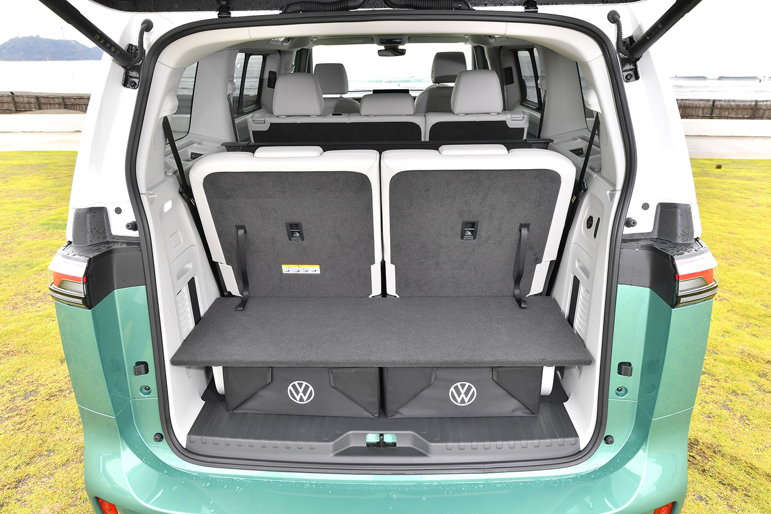 フォルクスワーゲンID.Buzzのラゲッジ 〜 画像20