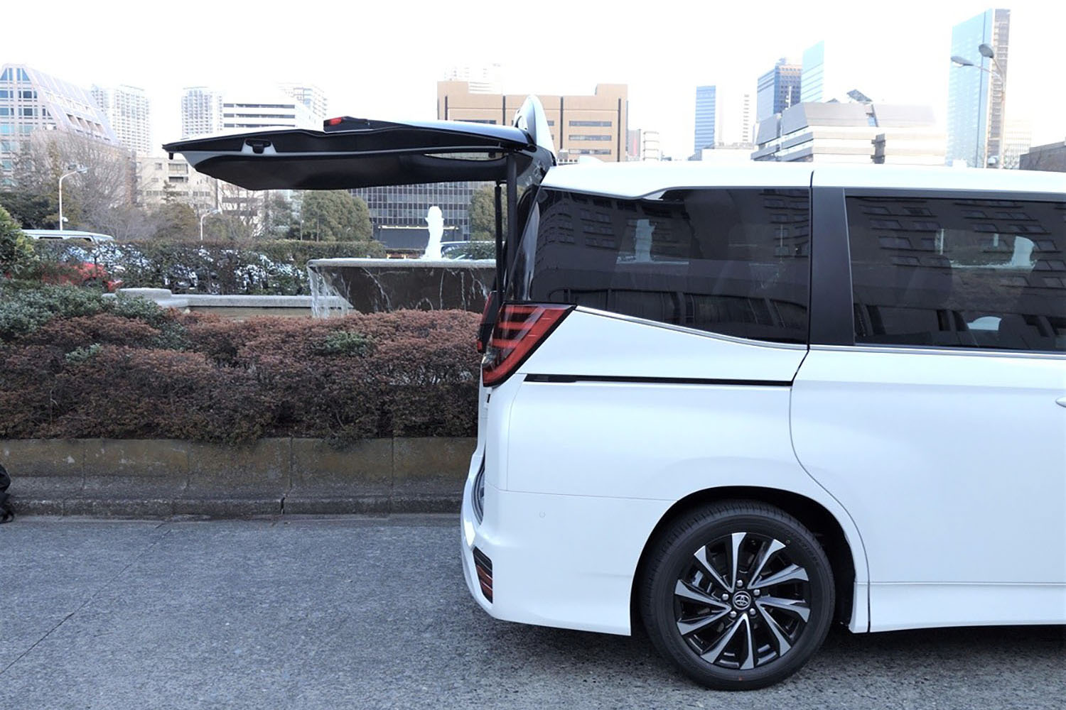 リヤゲートの開閉