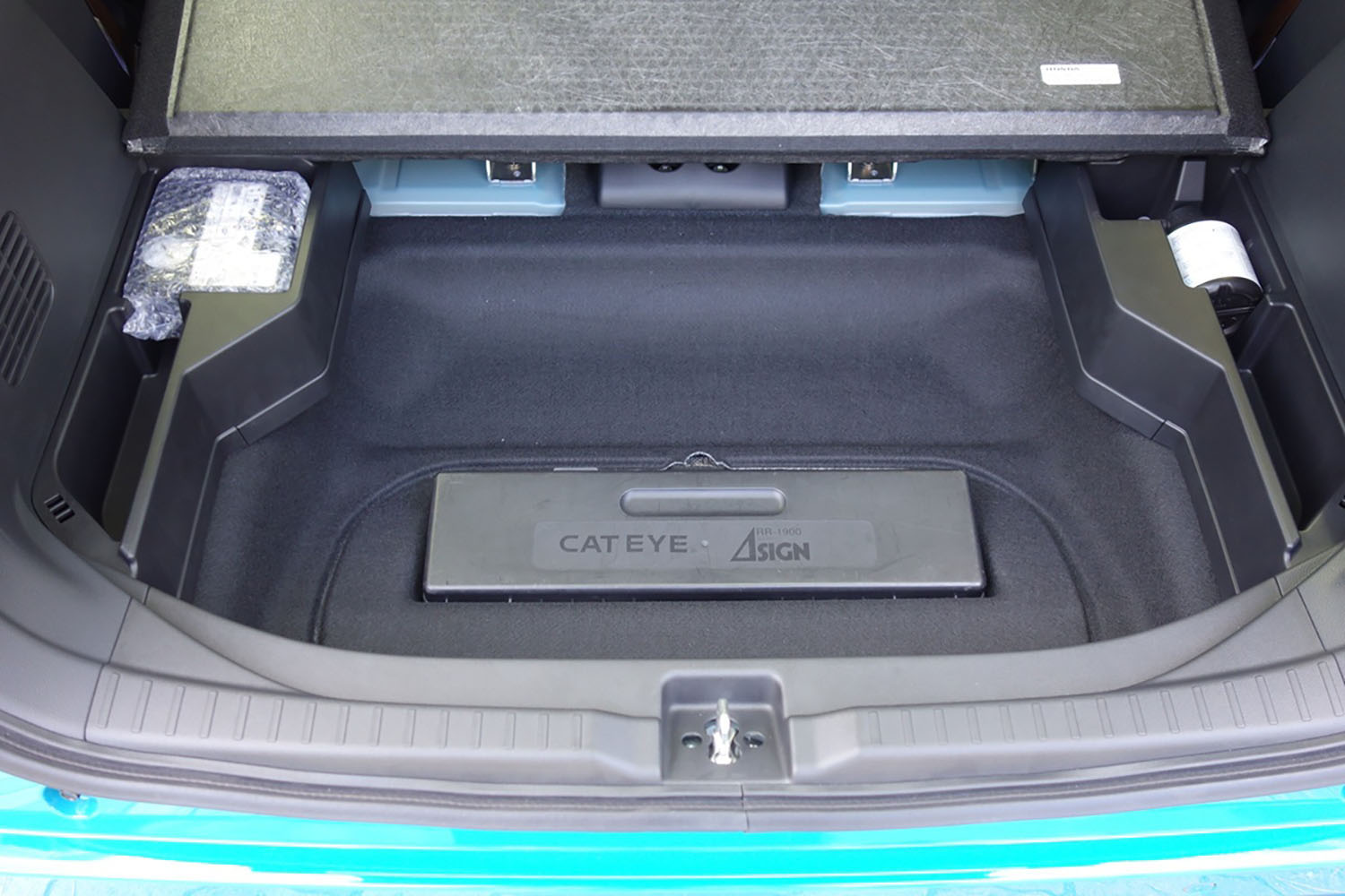 ラゲッジルームの床下収納