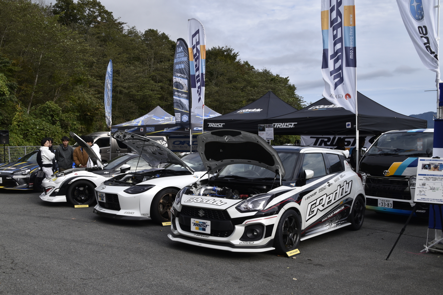 トラストが「フォーミュラジムカーナ」に協賛する狙いとは？