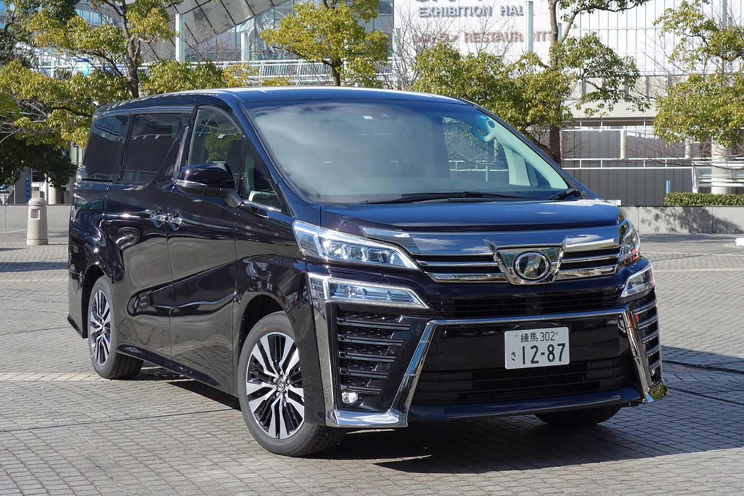 トヨタ・ヴェルファイアのフロントスタイリング