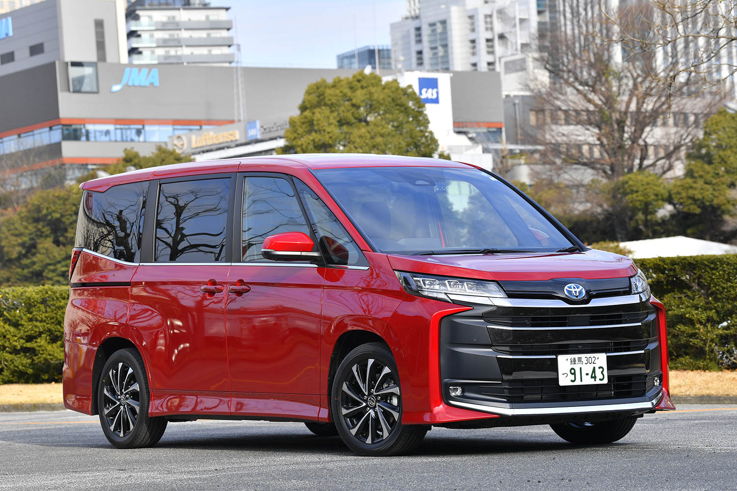 トヨタ・ノアのフロントスタイリング