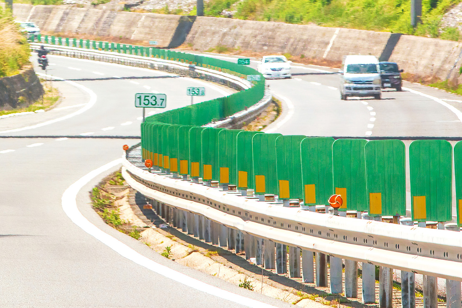 都心の高速道路が明るくギラギラなのは危険な場所と判断されているからだった 〜 画像5