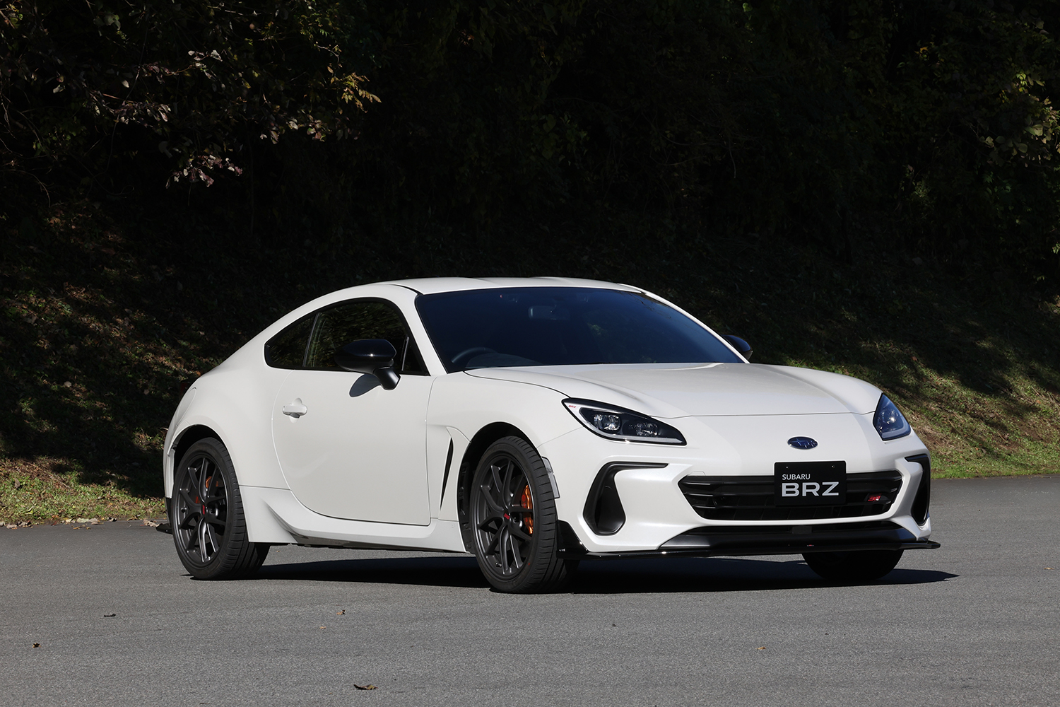 STI渾身のコンプリートカー「スバルBRZ STI Sport タイプRA」はS耐レースカーほぼそのままの感触だった 〜 画像9