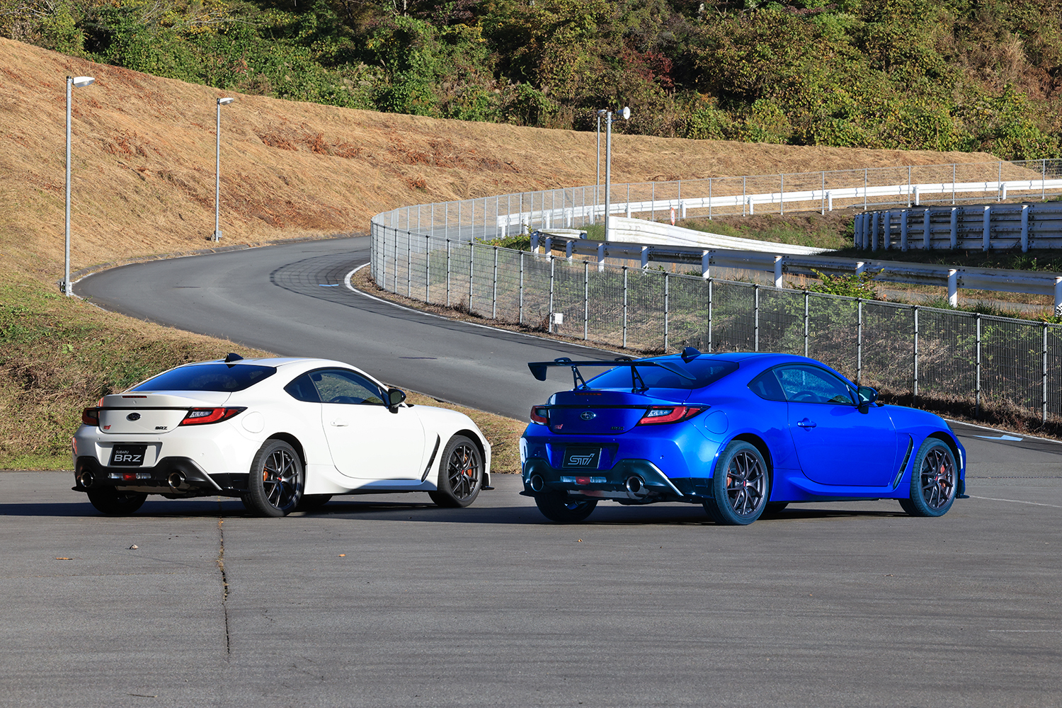 STI渾身のコンプリートカー「スバルBRZ STI Sport タイプRA」はS耐レースカーほぼそのままの感触だった 〜 画像16