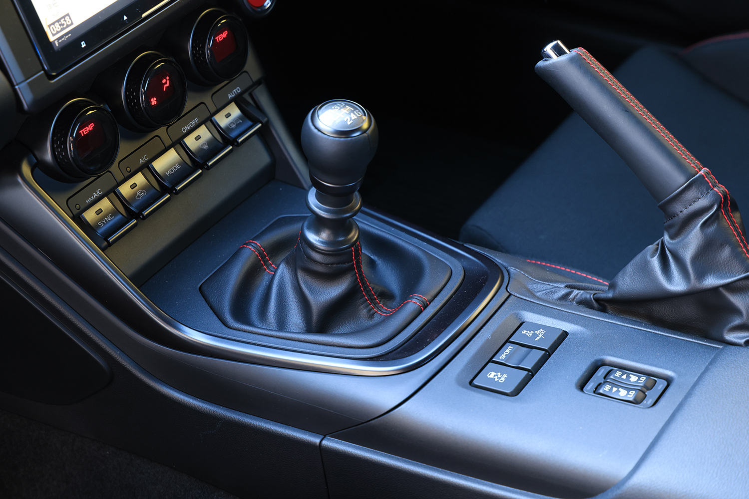 STI渾身のコンプリートカー「スバルBRZ STI Sport タイプRA」はS耐レースカーほぼそのままの感触だった 〜 画像25