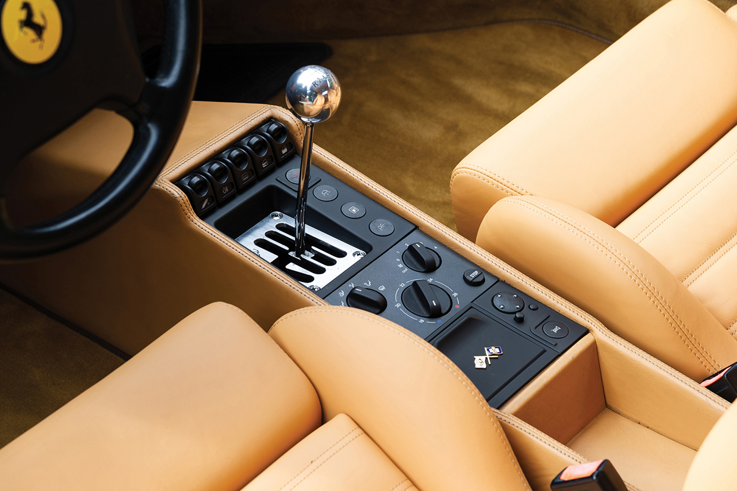 フェラーリF355のMTシフトノブ 〜 画像9