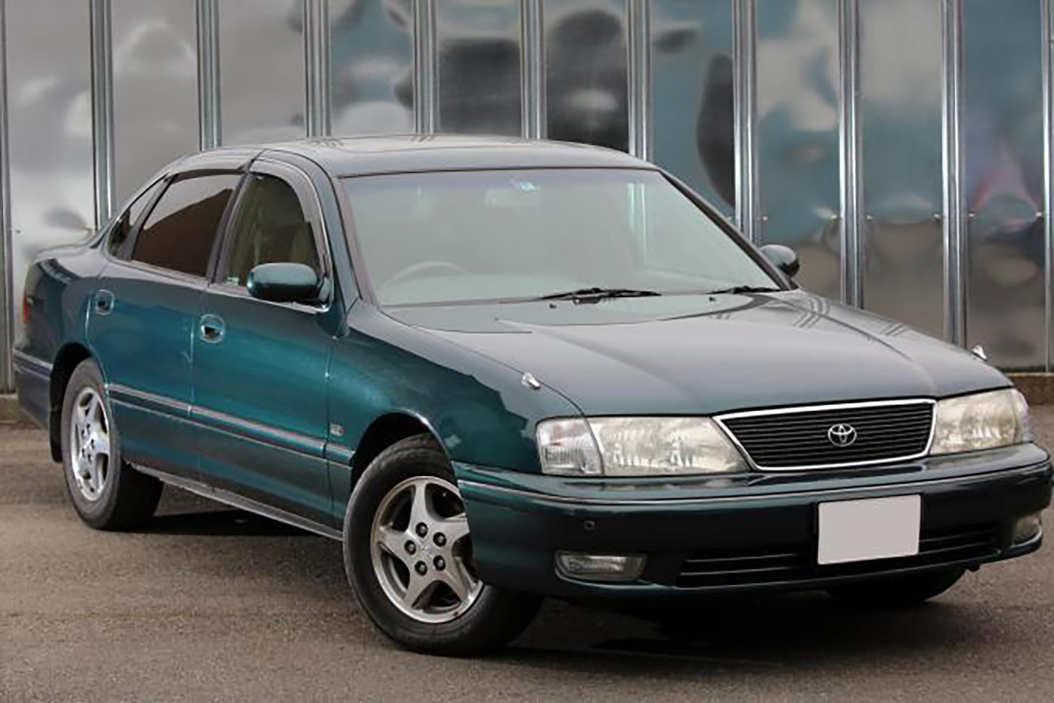 トヨタ・アバロンのフロントスタイリング 〜 画像3