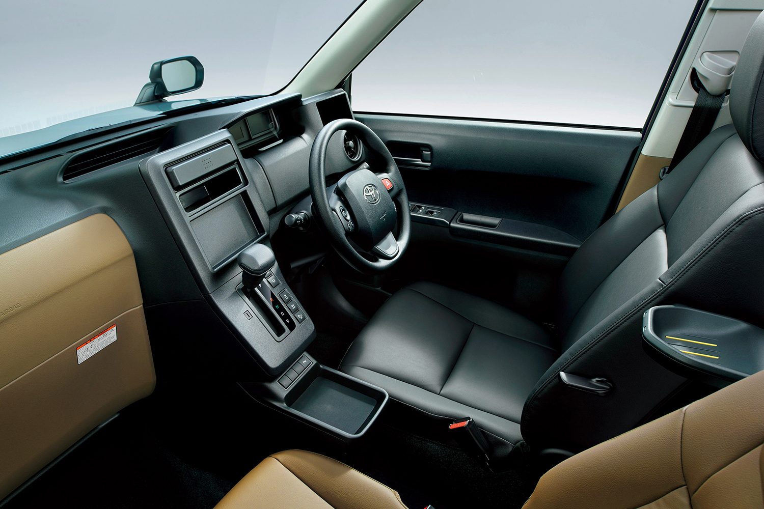 トヨタJPNタクシーのシート 〜 画像3