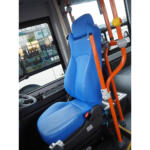 【画像】バス運転士の仕事が過酷なのは安い給料と「ペチャンコシート」！　運転席の快適性アップが運転士不足を解決する!! 〜 画像6