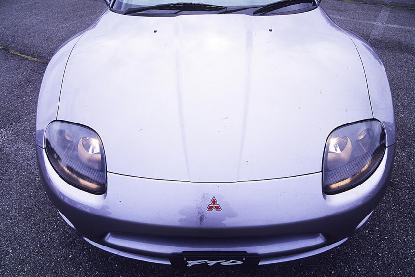 いまはタイプＲだがかつてのFF王者は三菱FTO！　日本カー・オブ・ザ・イヤーに輝いた激熱のスポーツモデル!!