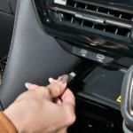 【画像】「USBで繋ぐだけ」で車内のディスプレイで動画が見られる！　データシステムの「U2KIT」が長距離移動のお供に最高のアイテムだった 〜 画像20