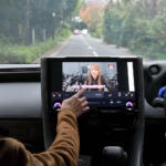 【画像】「USBで繋ぐだけ」で車内のディスプレイで動画が見られる！　データシステムの「U2KIT」が長距離移動のお供に最高のアイテムだった 〜 画像35