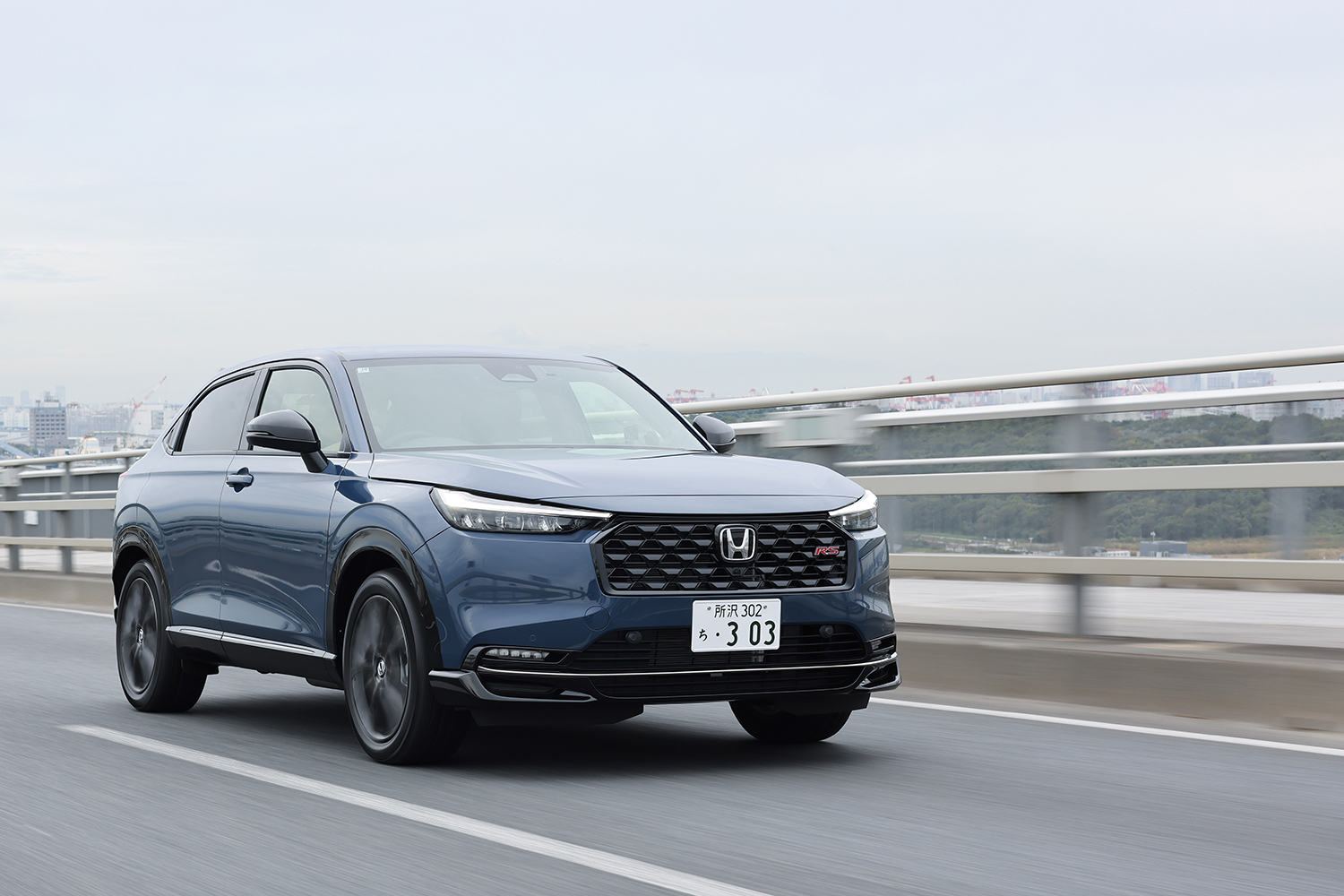 ホンダ・ヴェゼルe:HEV RSの走行シーン 〜 画像1