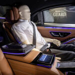 【画像】見た目はただのＳクラスだけど「手榴弾」「毒ガス」だって耐え抜く！　メルセデスの「S 680 ガード」がもはやスパイ映画のシロモノだった 〜 画像24