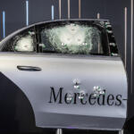 【画像】見た目はただのＳクラスだけど「手榴弾」「毒ガス」だって耐え抜く！　メルセデスの「S 680 ガード」がもはやスパイ映画のシロモノだった 〜 画像32