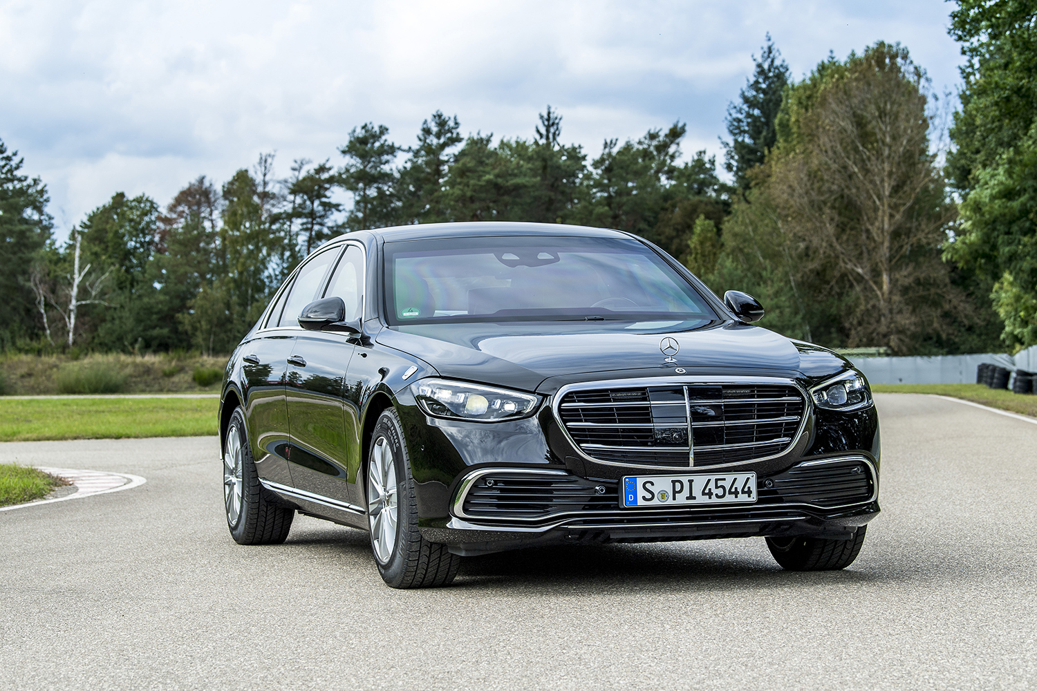 メルセデス・ベンツの防弾仕様車「S 680 ガード」の防御力がヤバすぎた 〜 画像41