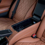 【画像】見た目はただのＳクラスだけど「手榴弾」「毒ガス」だって耐え抜く！　メルセデスの「S 680 ガード」がもはやスパイ映画のシロモノだった 〜 画像51