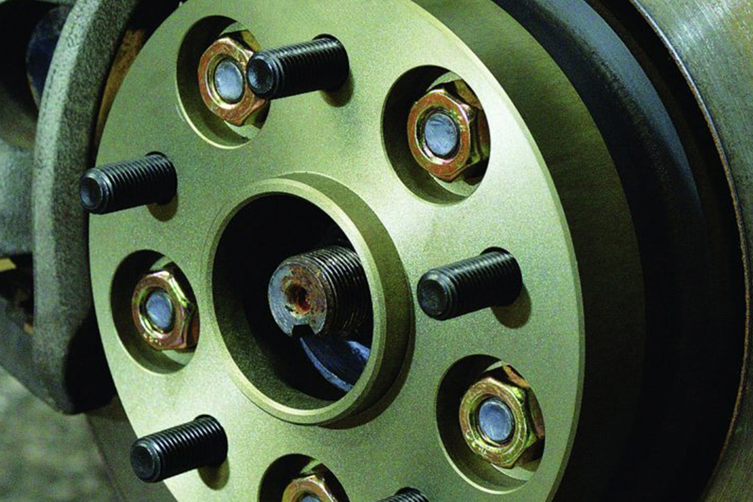 ホイールスペーサー