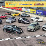 【画像】日本人初の快挙！　モリゾウこと豊田章男会長が「黄金のステアリング」を手にした 〜 画像6