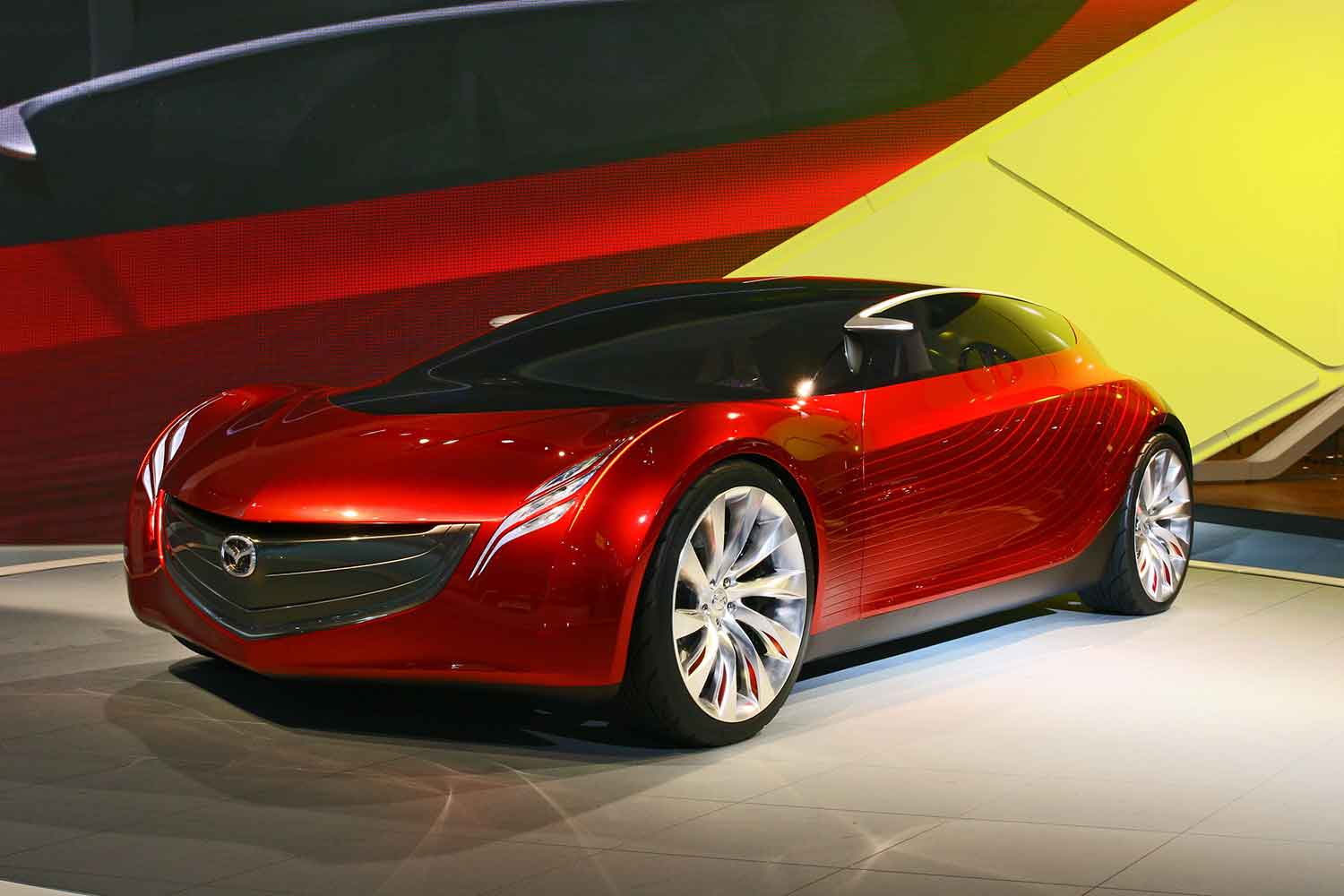 ロータリーエンジン搭載のマツダのコンセプトカーがなにひとつ市販化に至っていないのが残念すぎる 〜 画像8