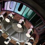 【画像】外装がデニムって想像以上にアリだぞ！　ボルボと岡山デニムのコラボトラックがめちゃくちゃイケてる 〜 画像10